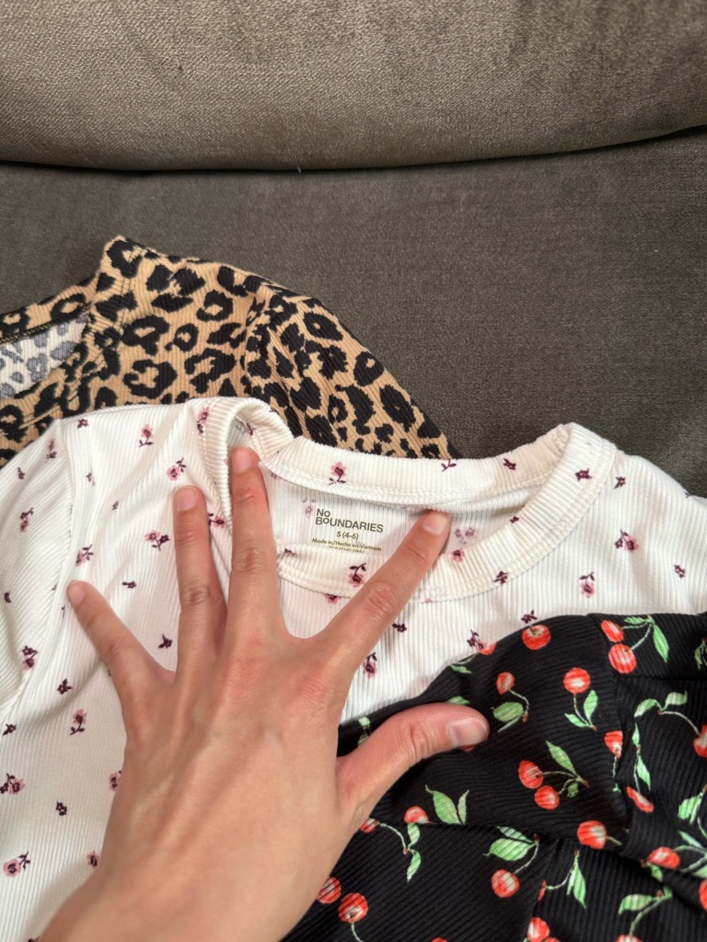 Longsleeve Scrub Undershirt Bundle - Picture 6 of 7